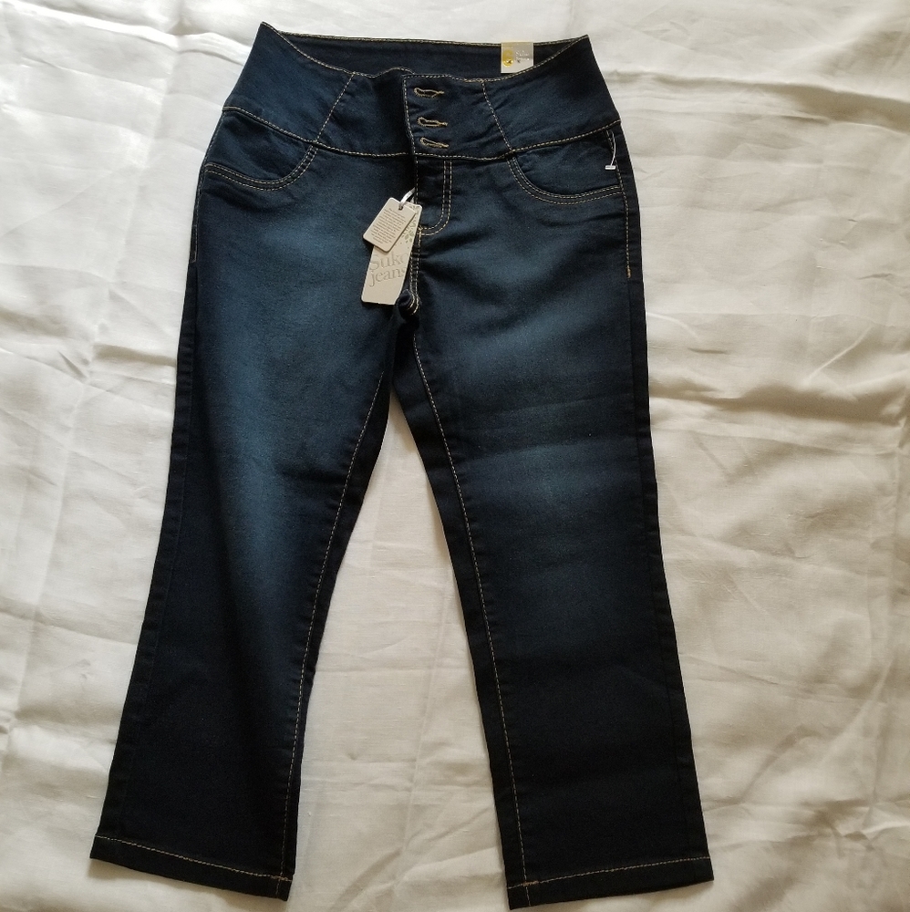 Suko 21" Skinny Capri